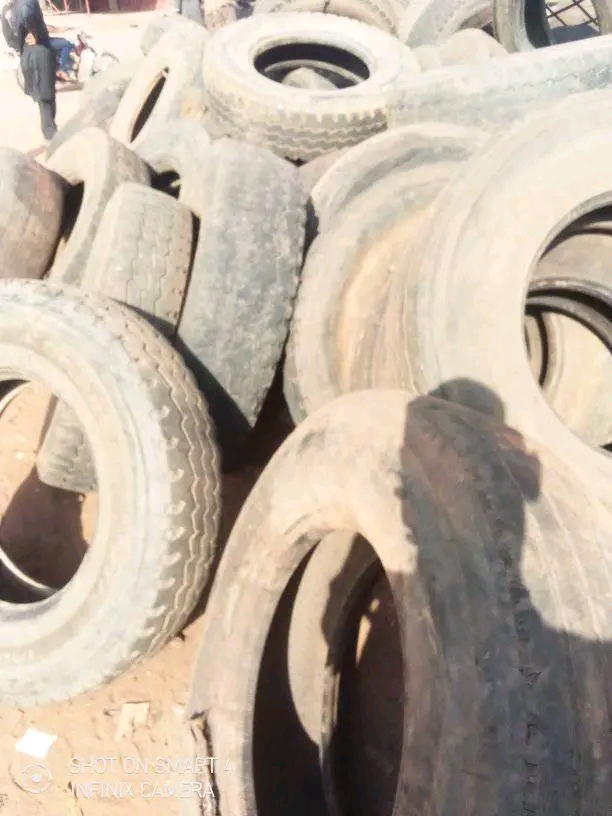 Trailer scrap Tyre 