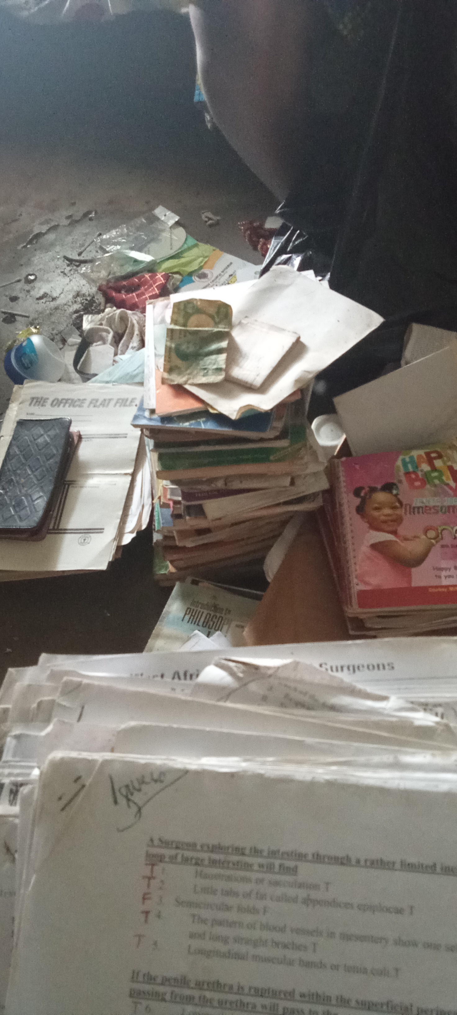 I have old textbooks to dispose. Please indicate if you want any