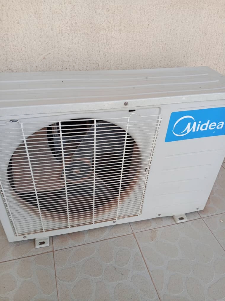 Used Air conditioner, 1.5 horse power 